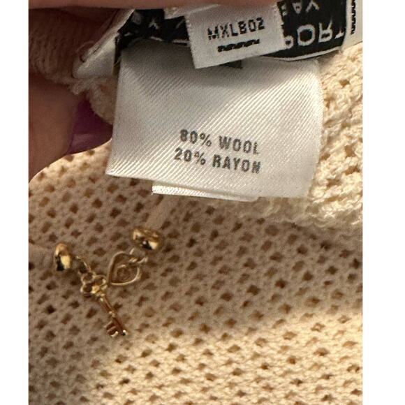 St. John by Marie beige off white knit poncho sweater One Size - Picture 4 of 15